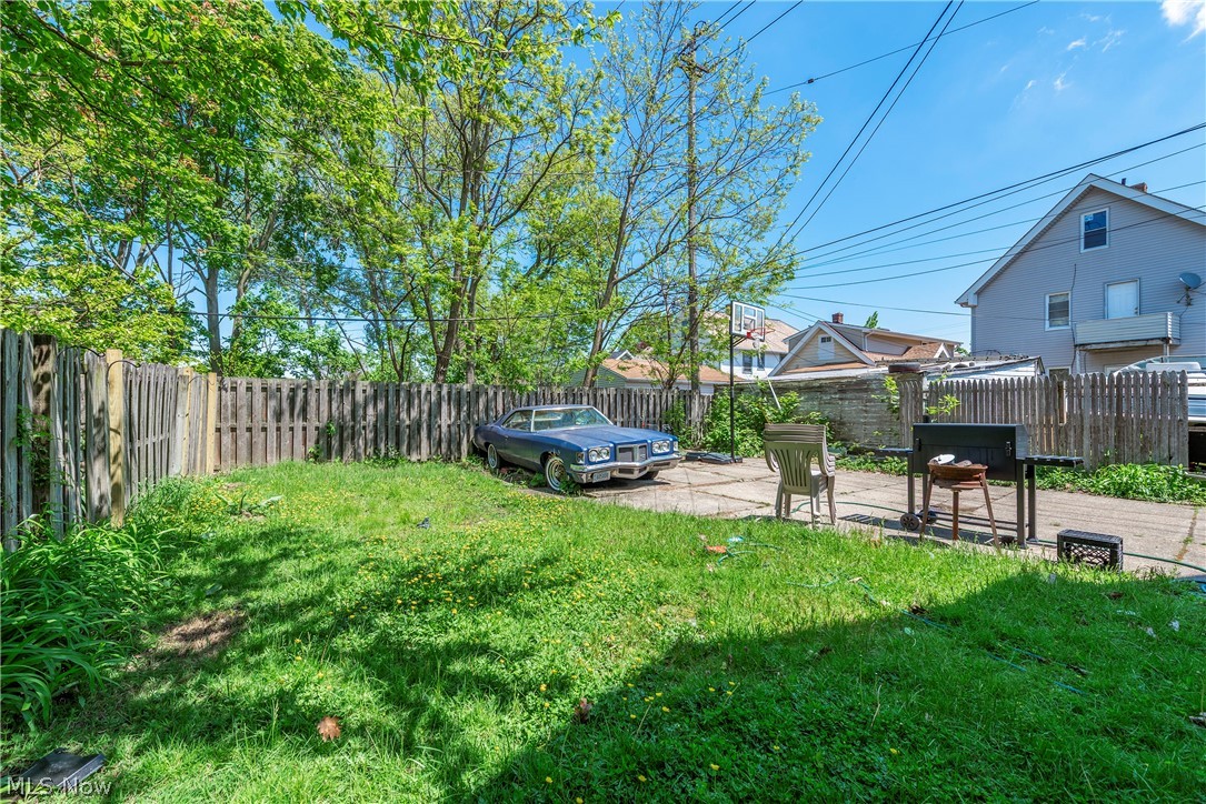 10014 Almira Avenue Cleveland OH 44111