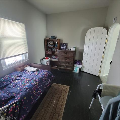 5910 Pilsen Avenue Cleveland OH 44102