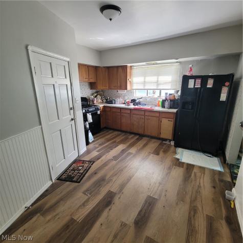5910 Pilsen Avenue Cleveland OH 44102