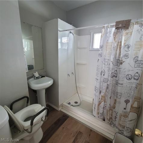 5910 Pilsen Avenue Cleveland OH 44102