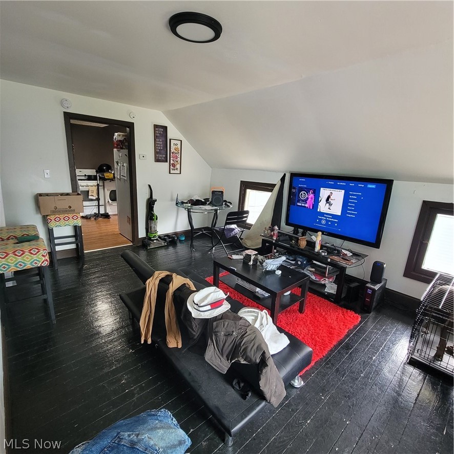 5910 Pilsen Avenue Cleveland OH 44102