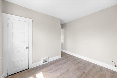 3225 W 38th Street Cleveland OH 44109