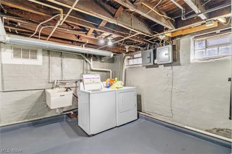 3225 W 38th Street Cleveland OH 44109