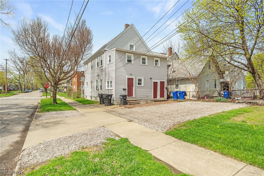 3225 W 38th Street Cleveland OH 44109