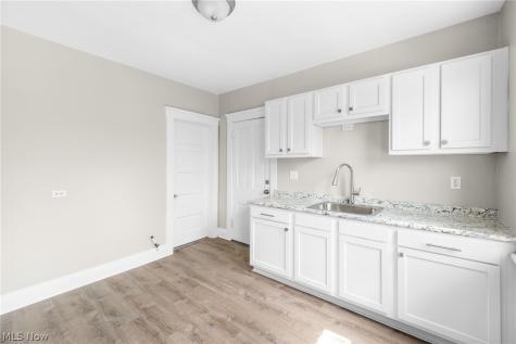 3225 W 38th Street Cleveland OH 44109