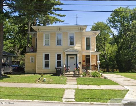 526 East Avenue Elyria OH 44035