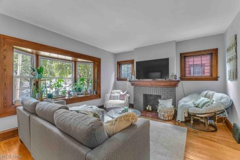 1276 Hathaway Avenue Lakewood OH 44107