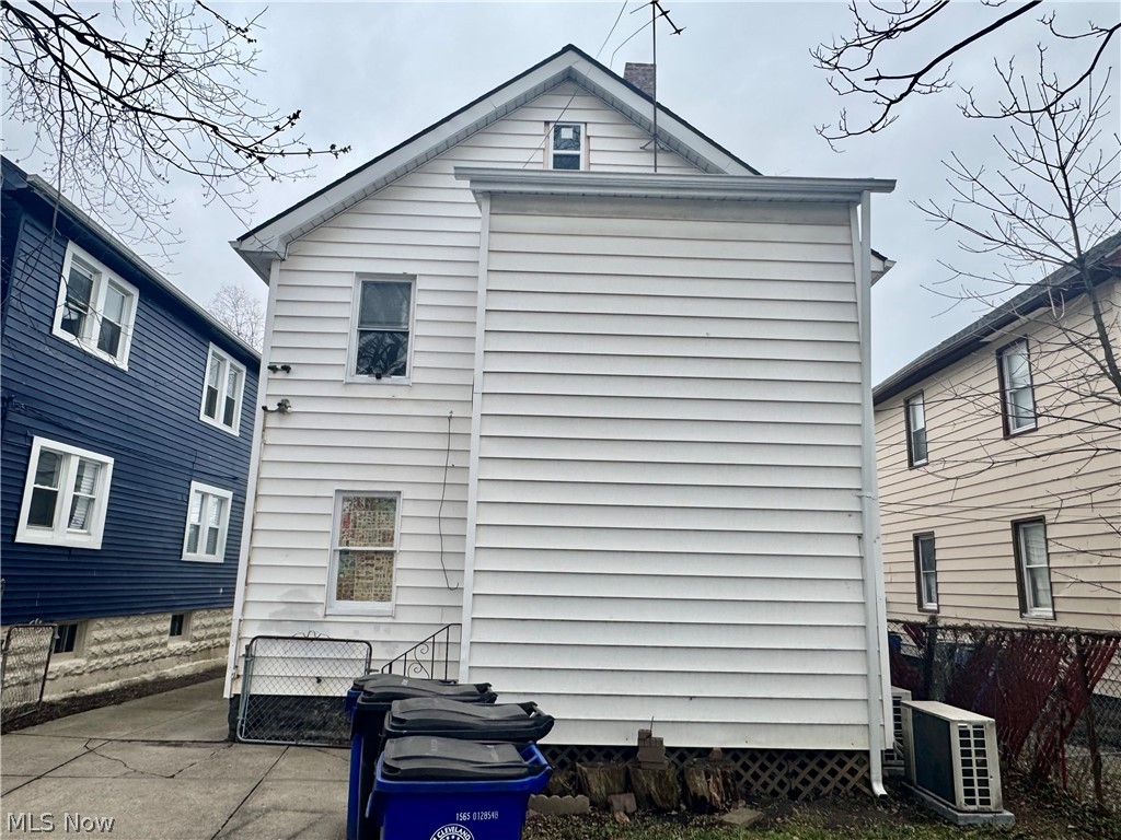 3207 W 121st Street Cleveland OH 44111