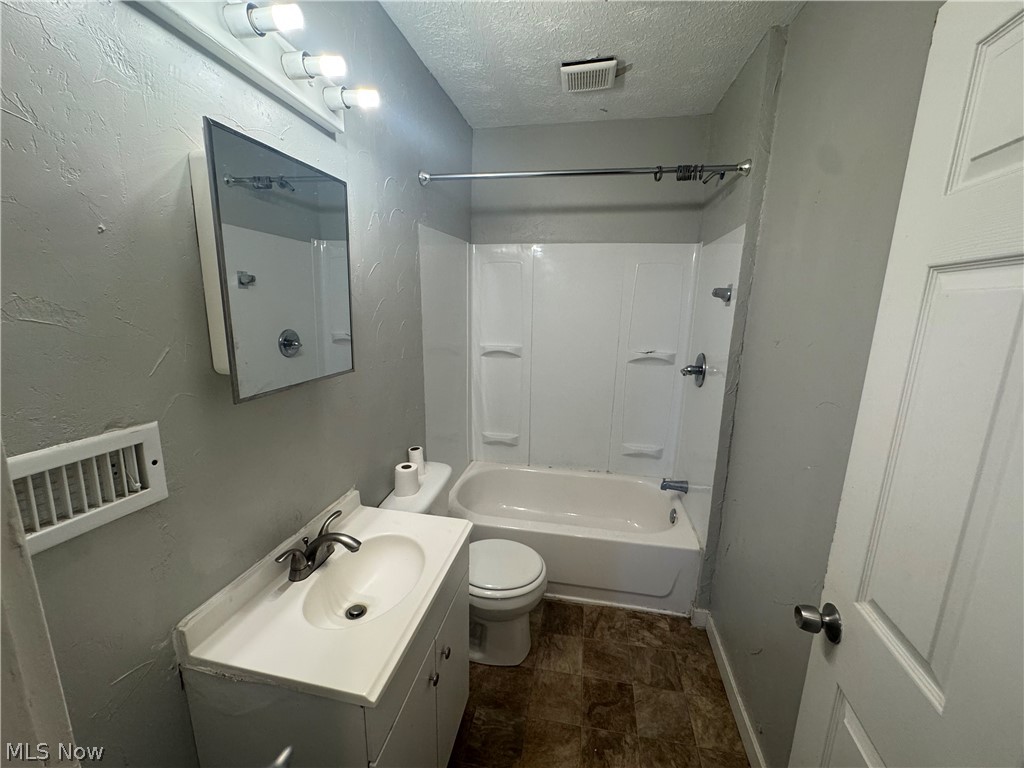 3207 W 121st Street Cleveland OH 44111