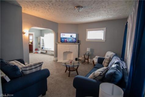 9904 Parkgate Avenue Cleveland OH 44108