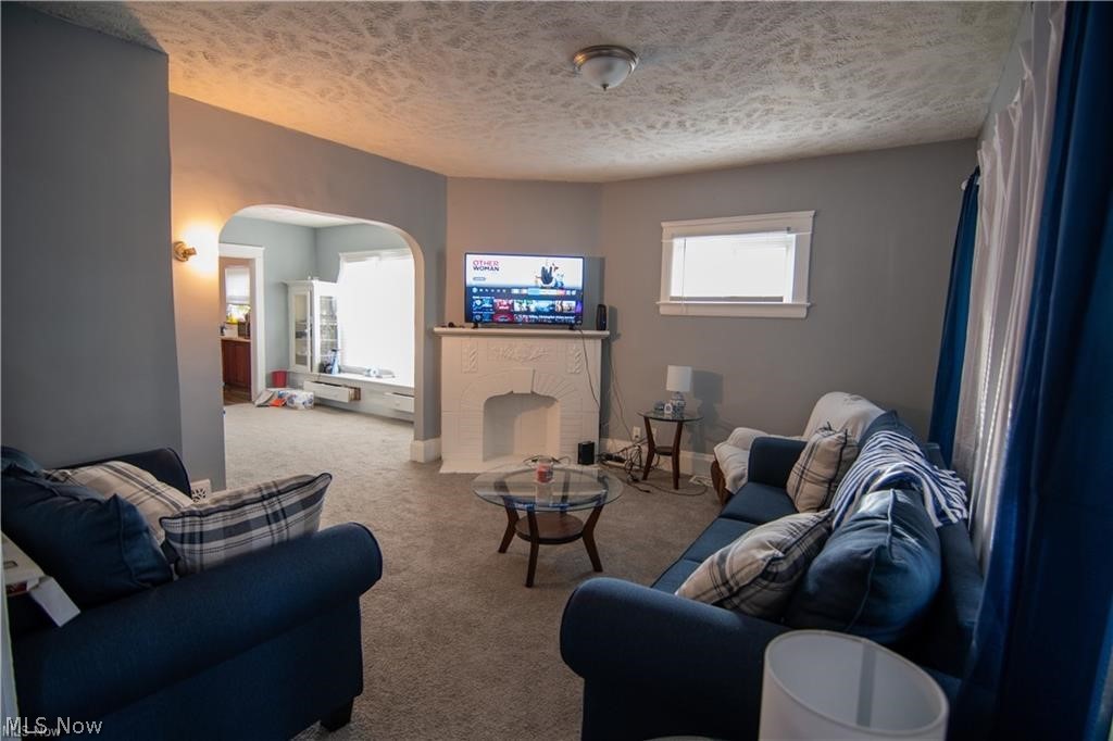 9904 Parkgate Avenue Cleveland OH 44108
