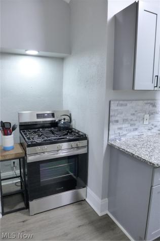 1453 W 107th Street Cleveland OH 44102