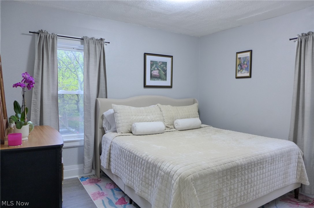 1453 W 107th Street Cleveland OH 44102