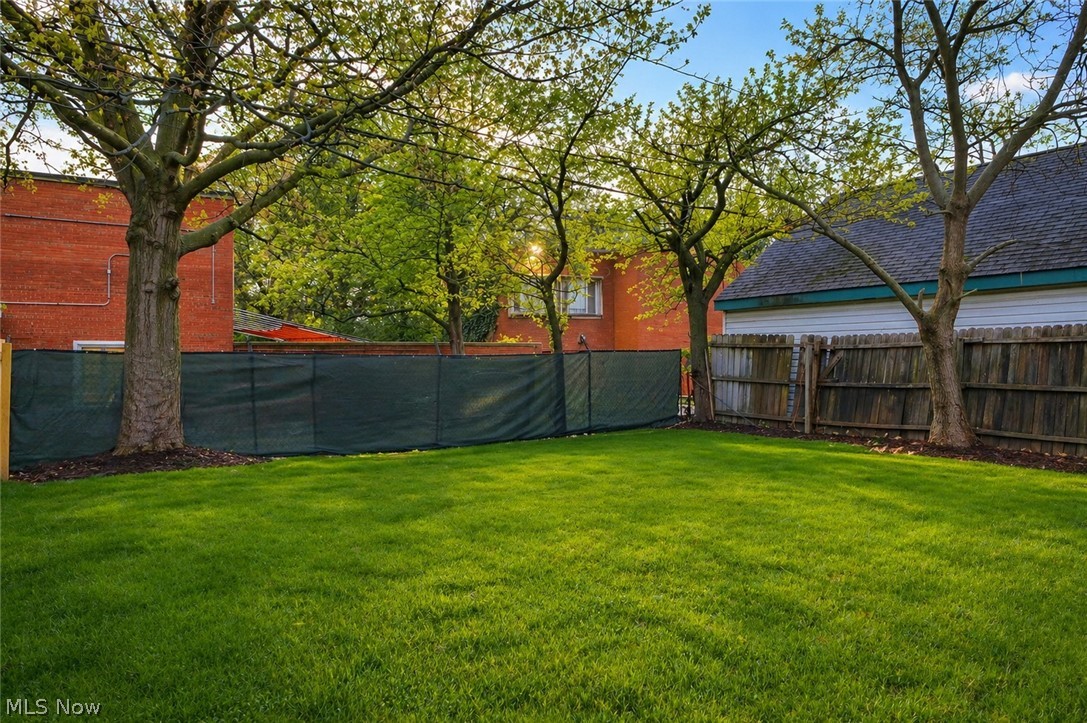 1453 W 107th Street Cleveland OH 44102