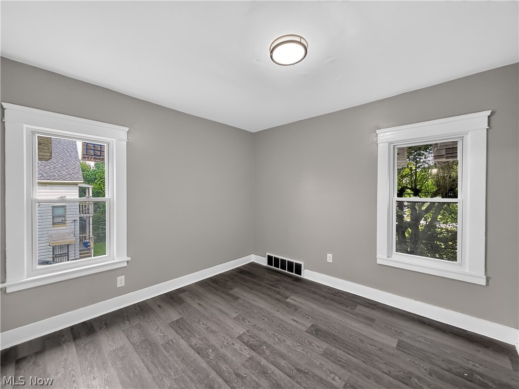11502 Fairport Avenue Cleveland OH 44108