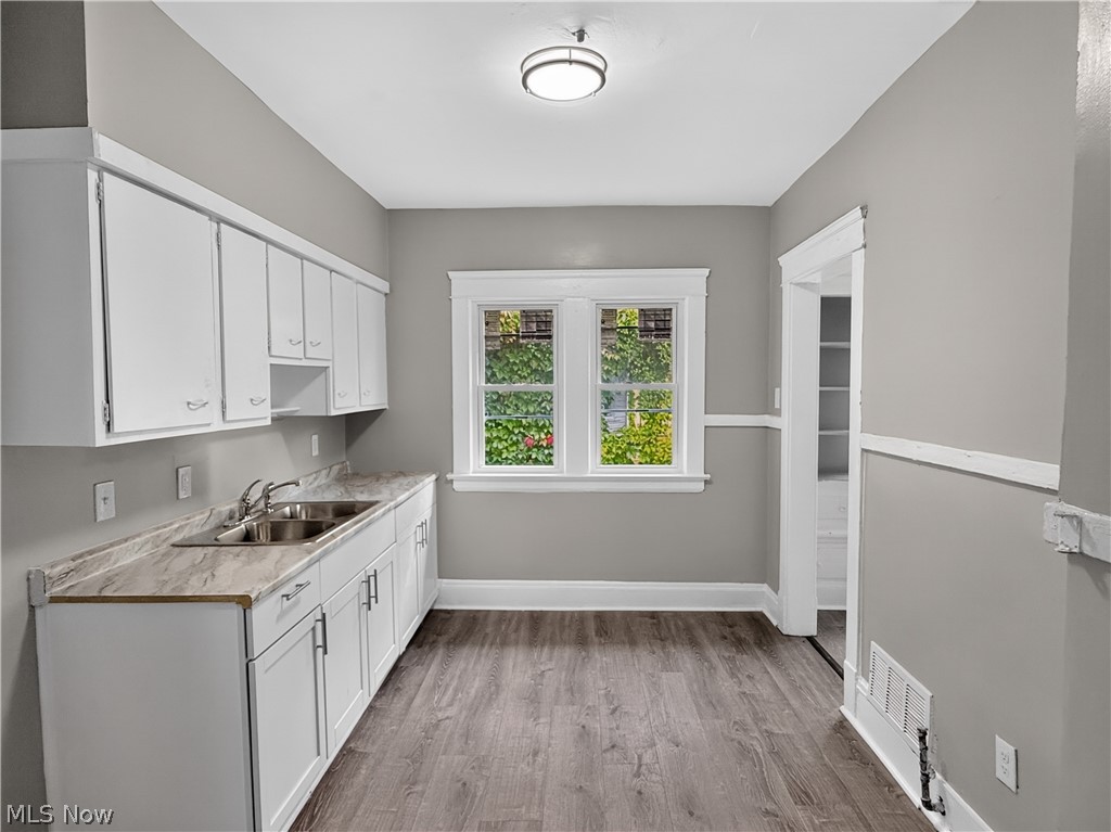 11502 Fairport Avenue Cleveland OH 44108