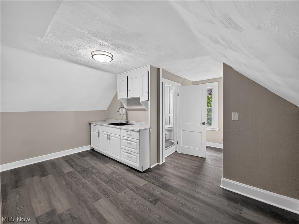 11502 Fairport Avenue Cleveland OH 44108