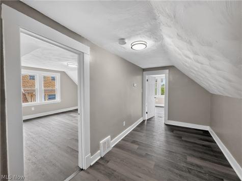 11502 Fairport Avenue Cleveland OH 44108
