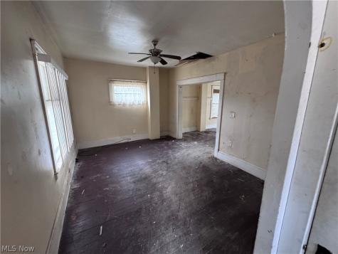 9501 & 9503 Saint Catherine Avenue Cleveland OH 44104