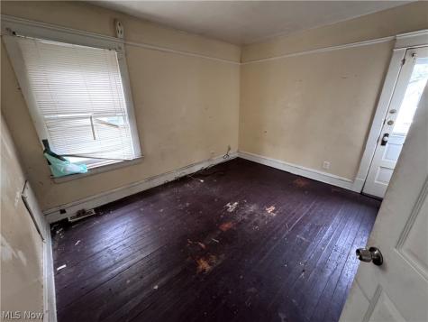 9501 & 9503 Saint Catherine Avenue Cleveland OH 44104