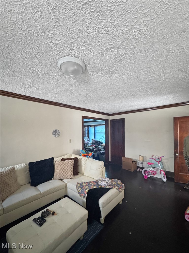 14106 Glenside Road Cleveland OH 44110