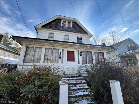 5996 Engel Avenue Cleveland OH 44127