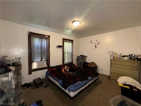 4002 Robert Avenue Cleveland OH 44109