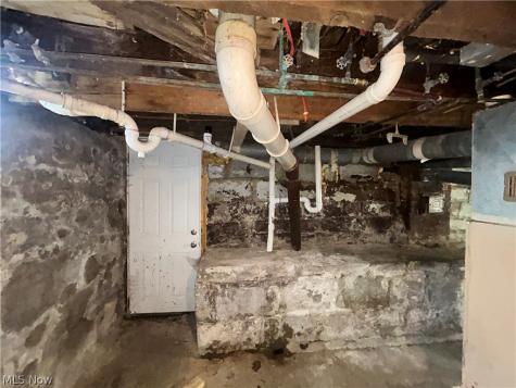 4002 Robert Avenue Cleveland OH 44109