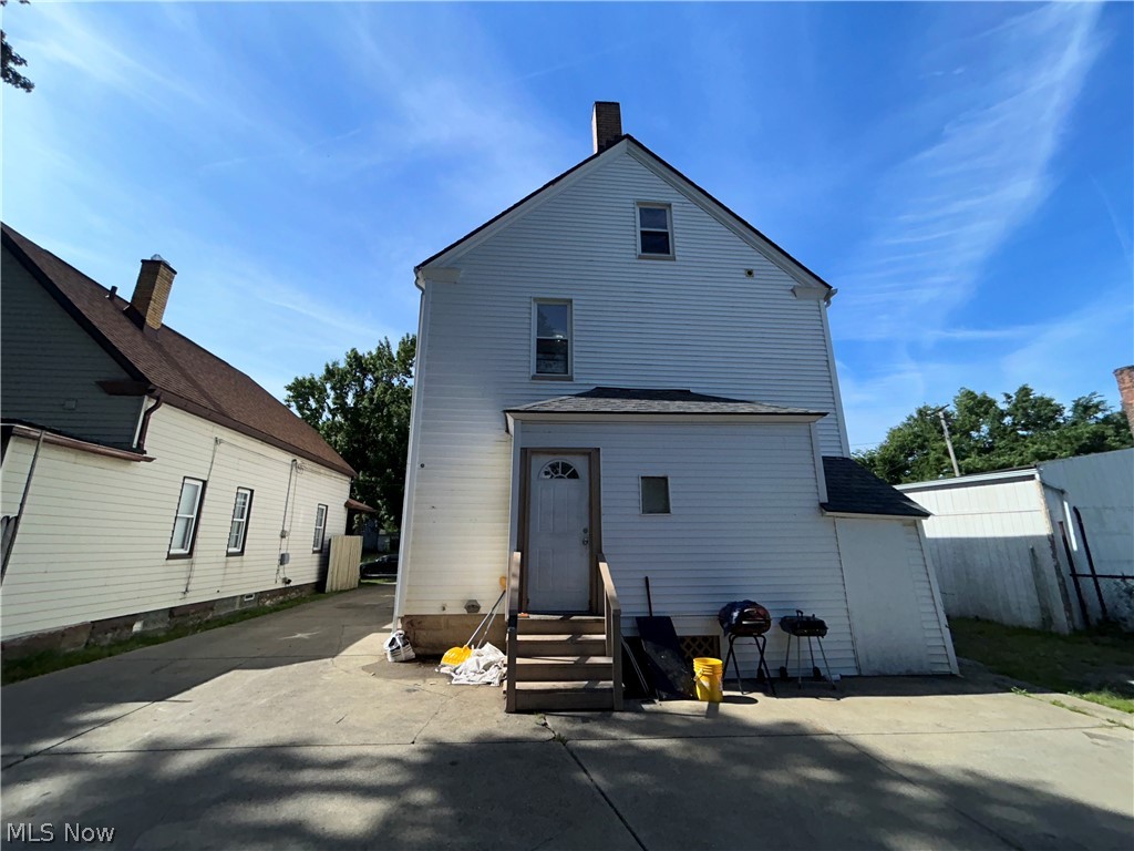 4002 Robert Avenue Cleveland OH 44109