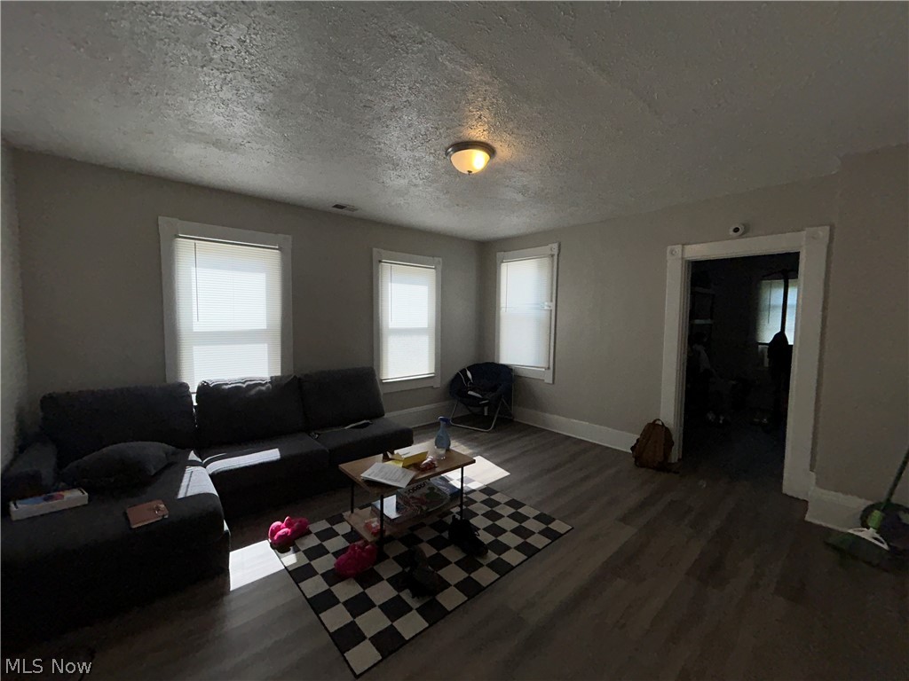 4002 Robert Avenue Cleveland OH 44109