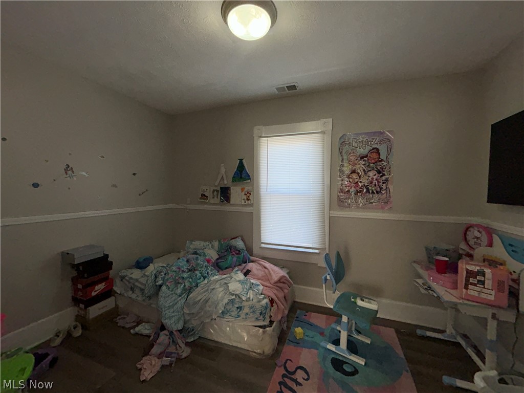 4002 Robert Avenue Cleveland OH 44109