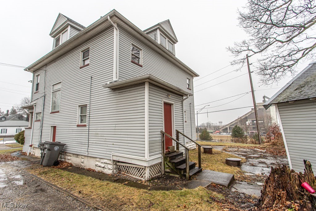 816 Michigan Avenue Youngstown OH 44504