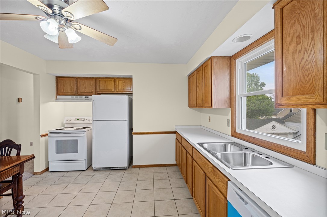 4910 & 4912 Yorkshire Avenue Parma OH 44134