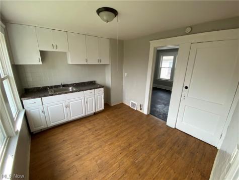 2901 E 121st Street Cleveland OH 44120