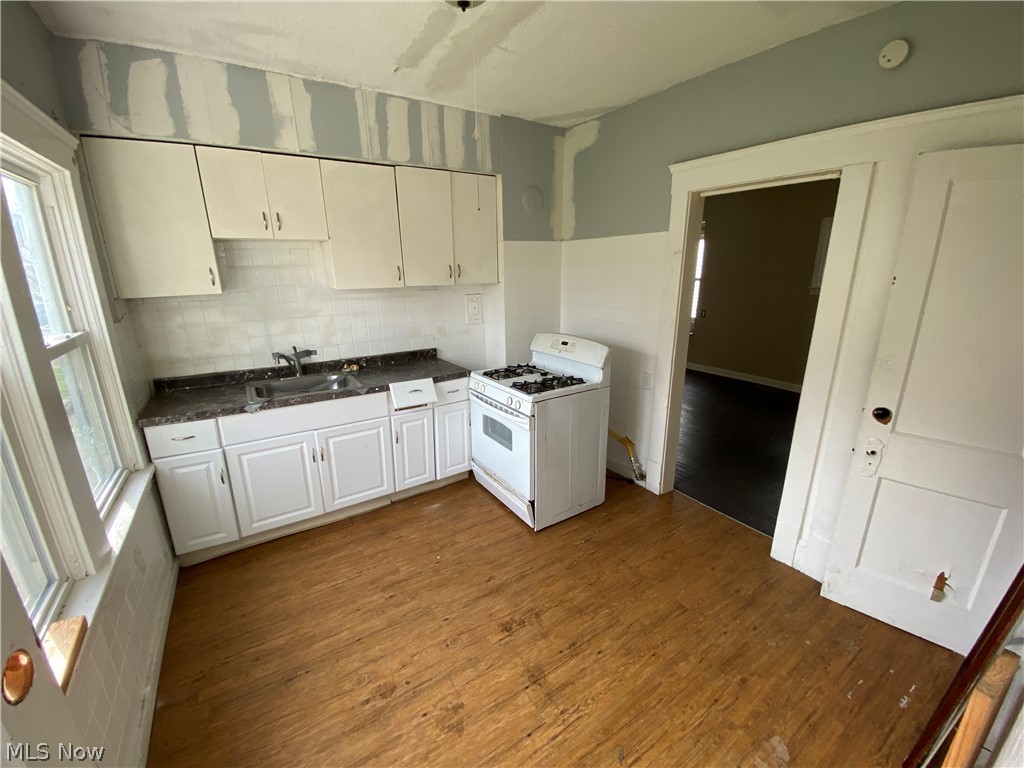 2901 E 121st Street Cleveland OH 44120