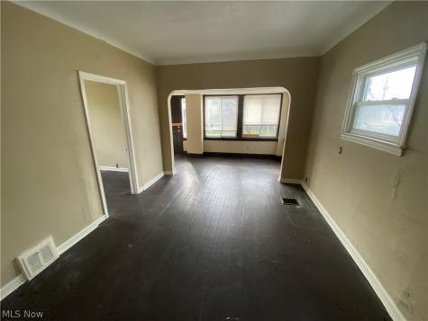 2901 E 121st Street Cleveland OH 44120