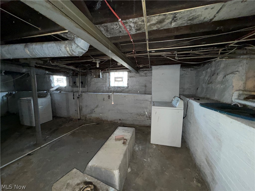 3421 W 65th Street Cleveland OH 44102