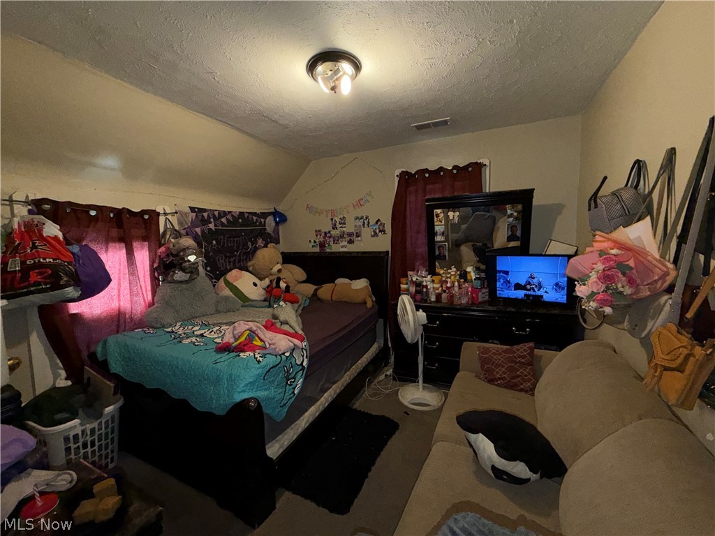3421 W 65th Street Cleveland OH 44102