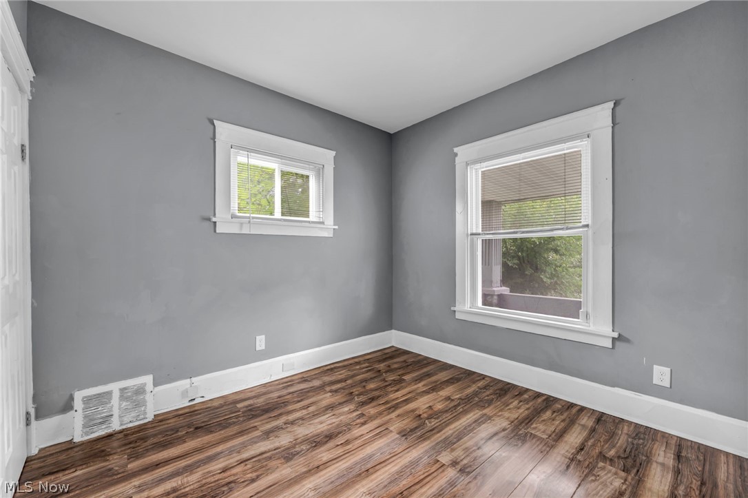 10103 Lamontier Avenue Cleveland OH 44104