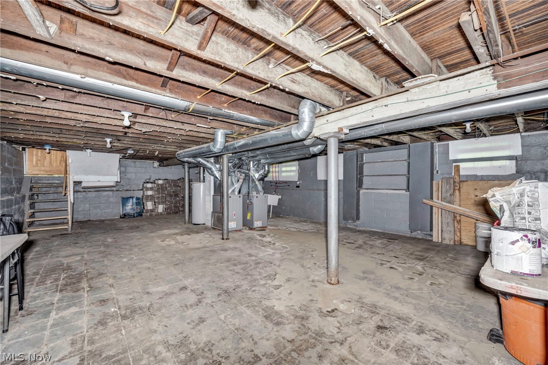 10103 Lamontier Avenue Cleveland OH 44104