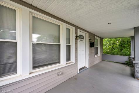 10103 Lamontier Avenue Cleveland OH 44104