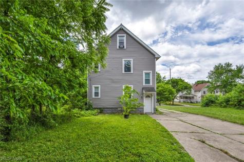 10103 Lamontier Avenue Cleveland OH 44104