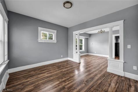 10103 Lamontier Avenue Cleveland OH 44104