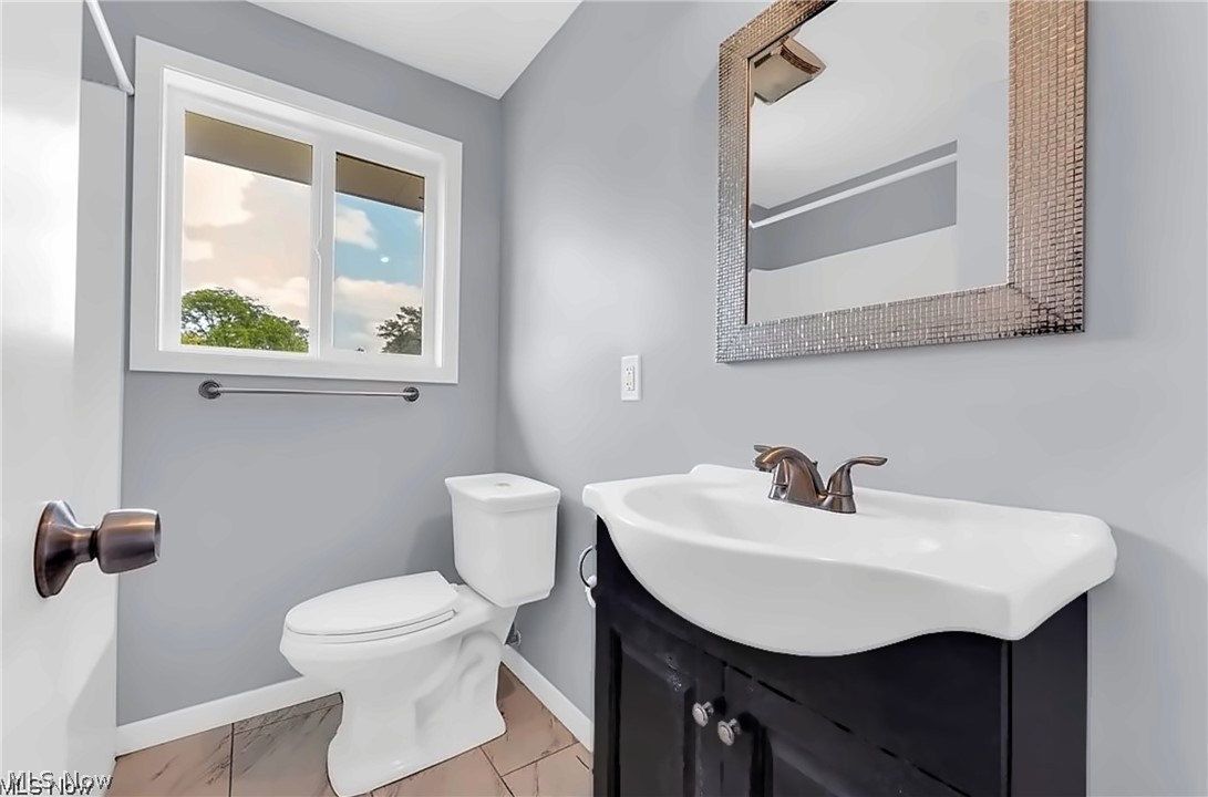 8215 Crudele Drive Garfield Heights OH 44125