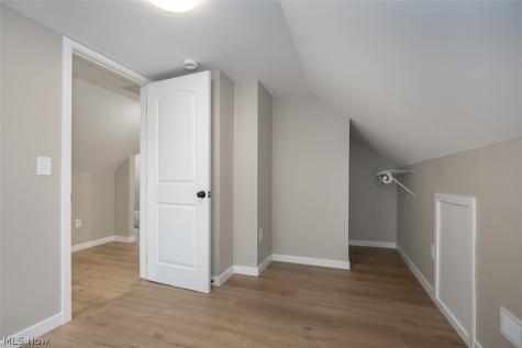 1605 Winchester Avenue Lakewood OH 44107