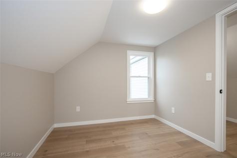 1605 Winchester Avenue Lakewood OH 44107