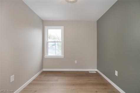 1605 Winchester Avenue Lakewood OH 44107