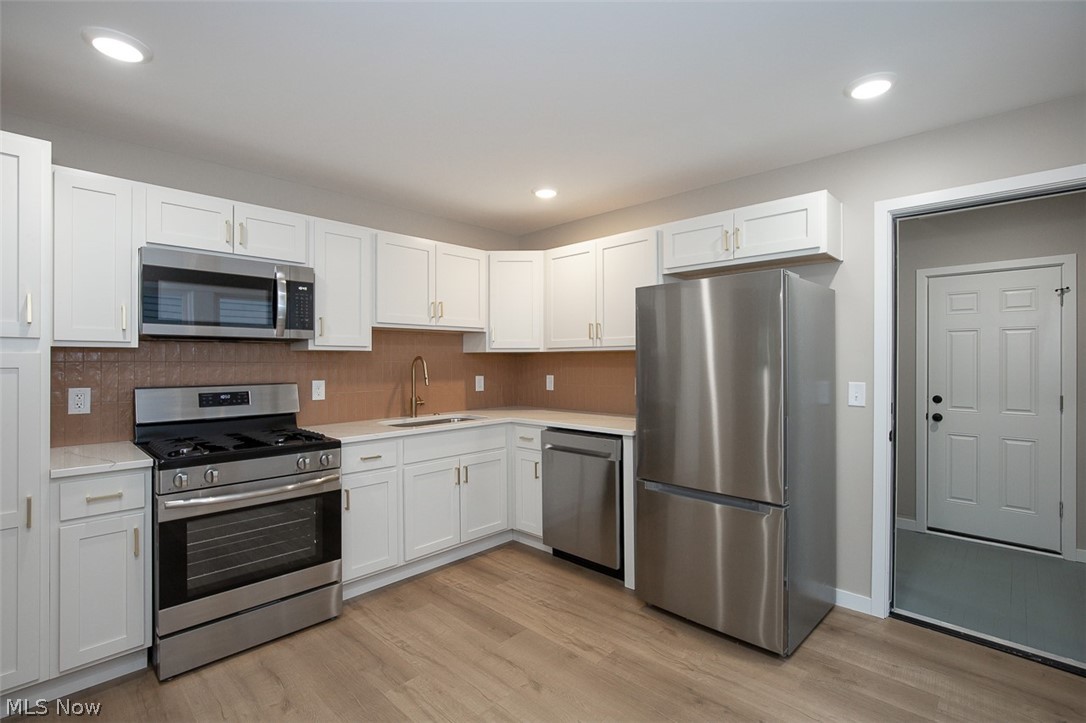 1605 Winchester Avenue Lakewood OH 44107