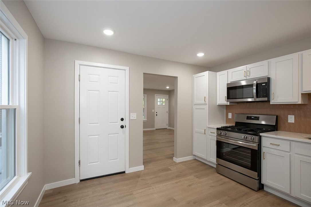 1605 Winchester Avenue Lakewood OH 44107