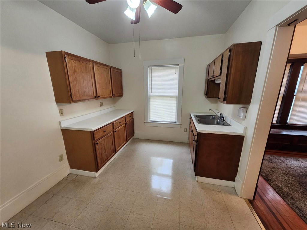3877 W 34th Street Cleveland OH 44109